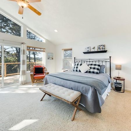 Yaquina Lighthouse View Beach Home Newport Eksteriør bilde